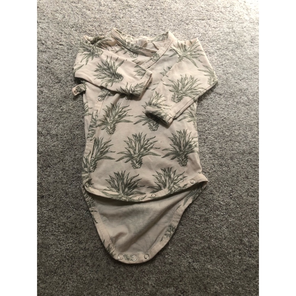 Long sleeve kimono bodysuit by Kate Quinn 100% cotton 3-6 months